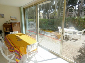 Appartement Six-Fours-les-Plages, 3 pièces, 6 personnes - FR-1-316-286